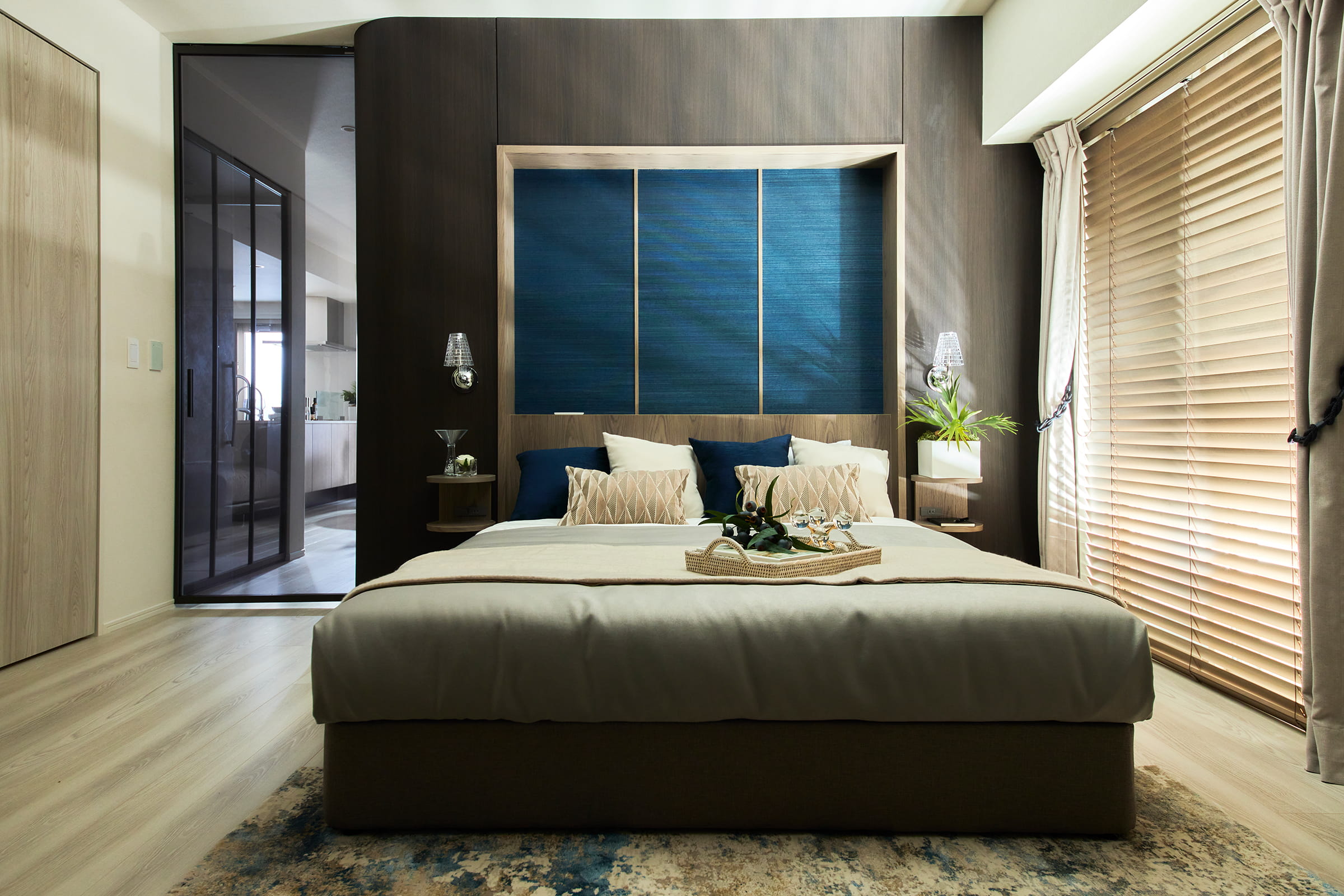 PRIVATE ROOM