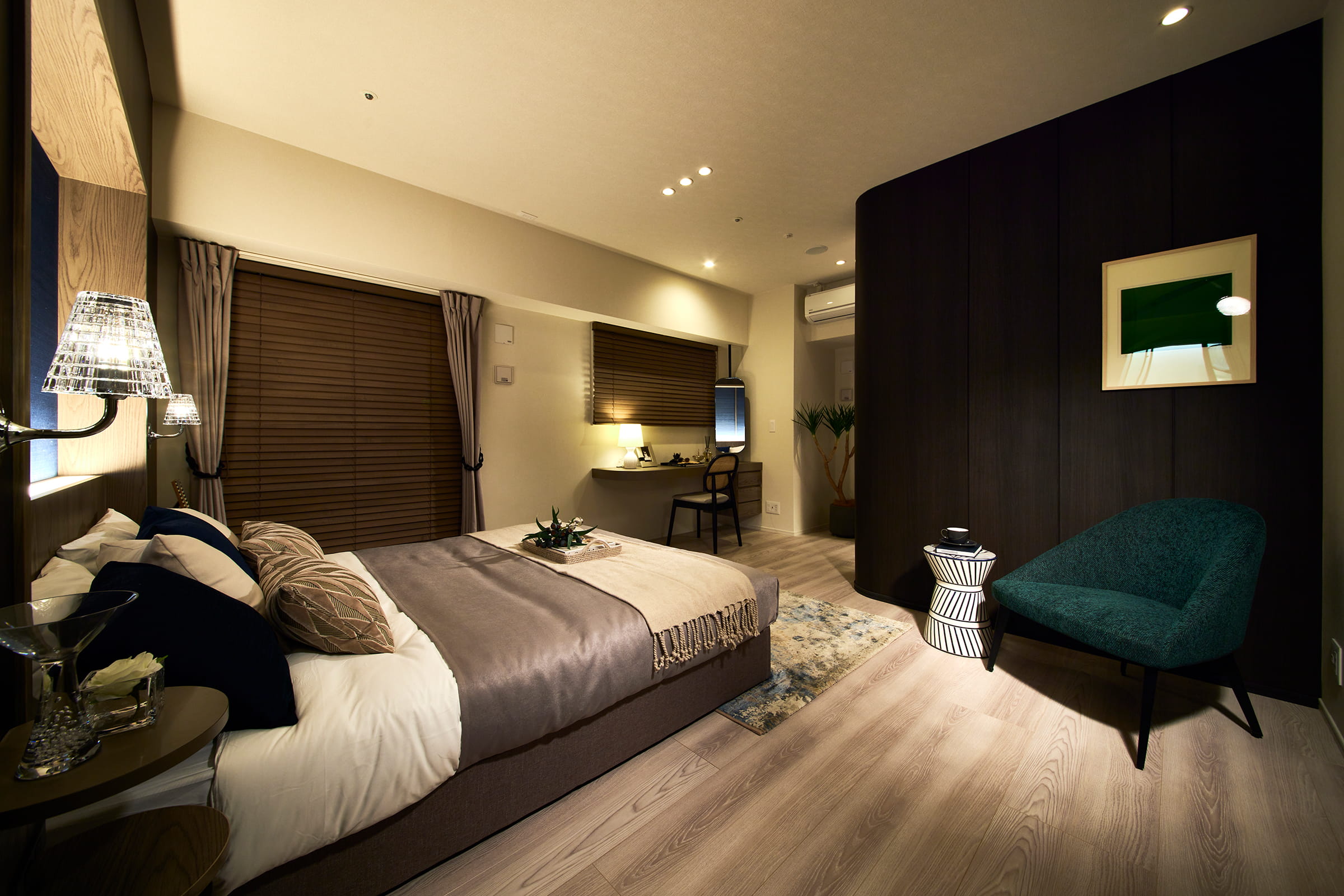 PRIVATE ROOM